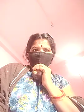 Snapshot of Hott_locky chatting on February 9, 9:35 am Hott locky online show from February 9, 9:35 am