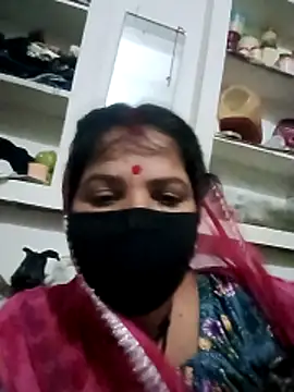 Snapshot of Hott_locky chatting on May 31, 5:20 pm Hott locky online show from May 31, 5:20 pm