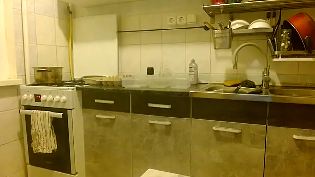 Squirtybaby0229 online show from November 29, 6:00 pm