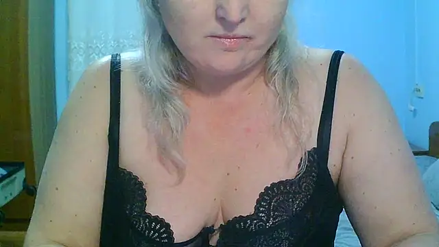 Snapshot of Blue-sky69 chatting on October 21, 3:46 pm Blue-sky69 online show from October 21, 3:46 pm