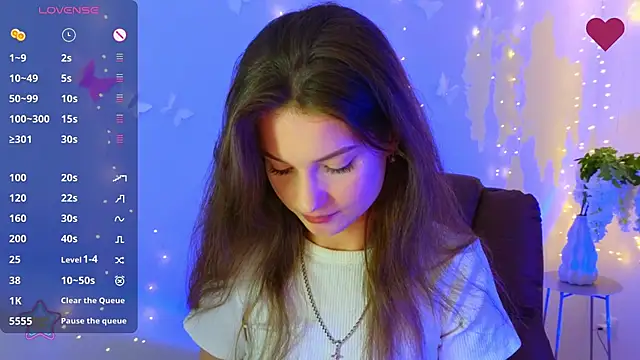 Snapshot of Katyaa_Lover chatting on May 31, 9:16 pm Katyaa Lover online show from May 31, 9:16 pm