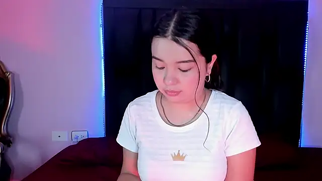 Snapshot of LunaWiill_ chatting on November 7, 12:38 pm LunaWiill online show from November 7, 12:38 pm