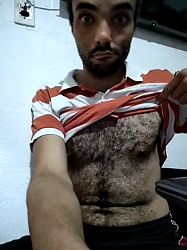 Snapshot of IcedTaboo chatting on November 6, 10:32 pm IcedTaboo online show from November 6, 10:32 pm