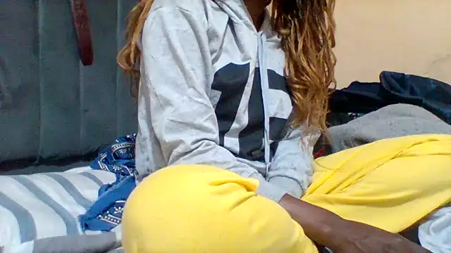 Snapshot of peggycarter007 chatting on October 17, 6:43 pm peggycarter007 online show from October 17, 6:43 pm