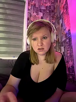 GretieLee online show from October 23, 6:39 pm