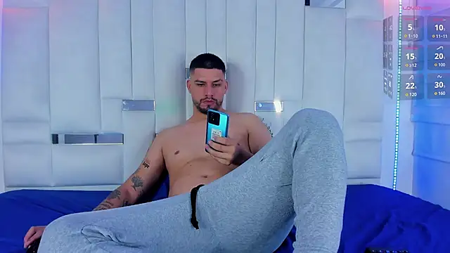 Snapshot of Jacob19_ chatting on November 4, 3:16 am Jacob19 online show from November 4, 3:16 am