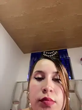 Snapshot of Swet_Violet chatting on October 9, 7:34 pm Swet Violet online show from October 9, 7:34 pm