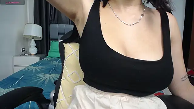 kashvi  online show from April 15, 7:58 pm