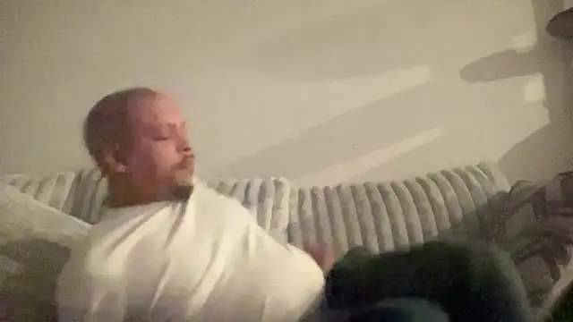 Snapshot of caramelizedzeus chatting on November 12, 2:56 am caramelizedzeus online show from November 12, 2:56 am