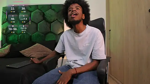 AllexJacob online show from April 8, 4:51 pm