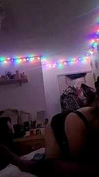 Snapshot of curvybabe88 chatting on October 31, 11:28 pm curvybabe88 online show from October 31, 11:28 pm