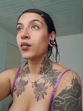 Snapshot of gabii_hardy chatting on March 30, 12:06 pm gabii hardy online show from March 30, 12:06 pm