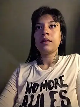 Snapshot of gabii_hardy chatting on July 3, 9:37 am gabii hardy online show from July 3, 9:37 am