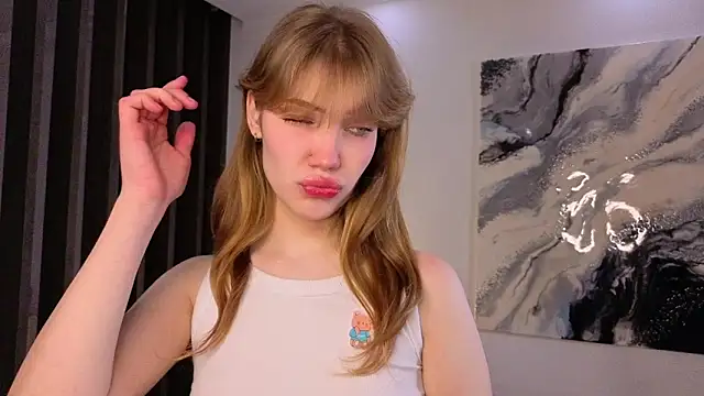 pienaple online show from December 23, 4:10 am