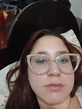 Snapshot of linameii chatting on June 10, 7:18 am linameii online show from June 10, 7:18 am