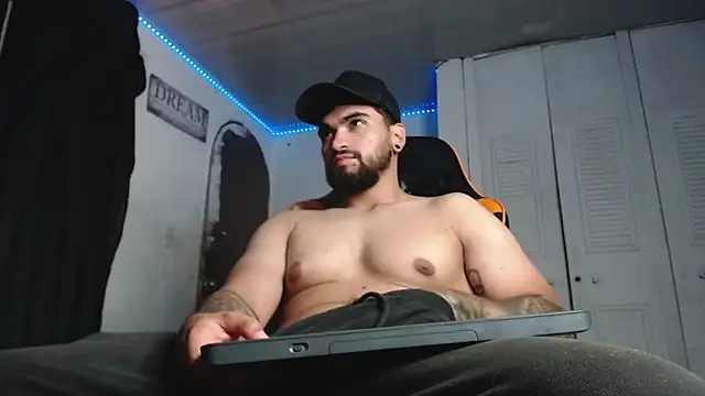 Chrys harris77 online show from October 8, 7:33 pm