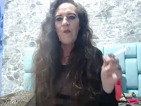 Snapshot of chanel-lam chatting on October 22, 1:00 pm chanel-lam online show from October 22, 1:00 pm