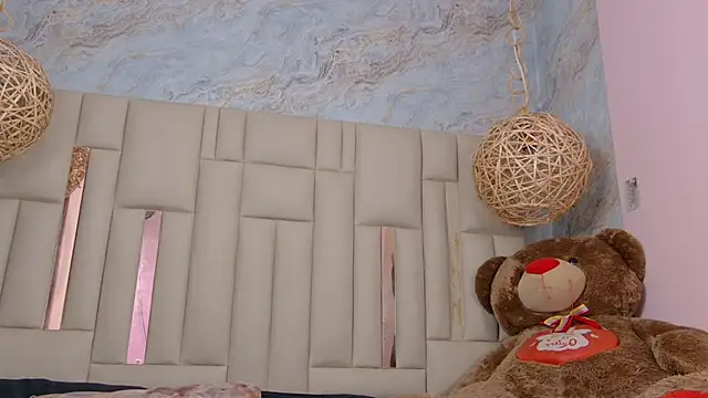 Dixiebelle online show from April 21, 2:51 am