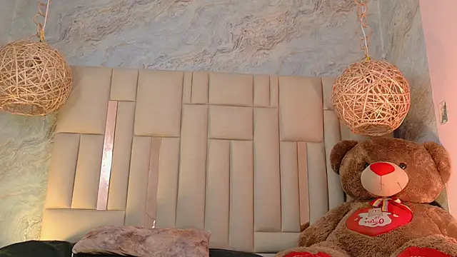 Dixiebelle online show from April 25, 2:47 am