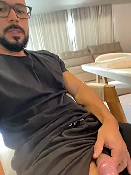 Snapshot of Markpatanga chatting on October 1, 4:35 pm Markpatanga online show from October 1, 4:35 pm