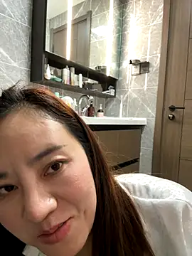 Snapshot of Kayla-love chatting on November 11, 2:28 pm Kayla-love online show from November 11, 2:28 pm