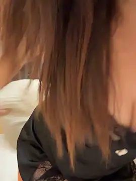 Snapshot of Kayla-love chatting on November 16, 3:17 pm Kayla-love online show from November 16, 3:17 pm