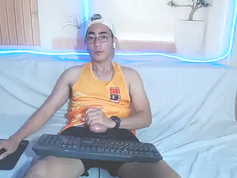 Heaven steven online show from March 9, 8:35 pm