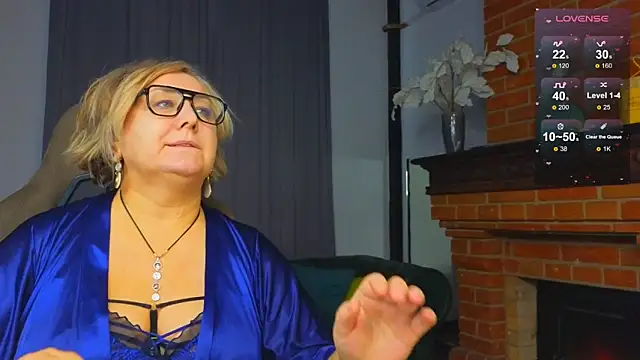 Snapshot of Marta_Wils chatting on October 22, 2:01 am Marta Wils online show from October 22, 2:01 am