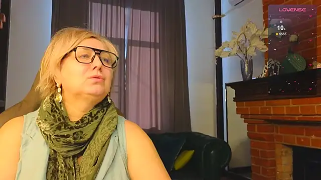 Marta Wils online show from October 27, 3:43 am