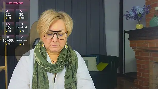 Marta Wils online show from November 12, 3:07 am