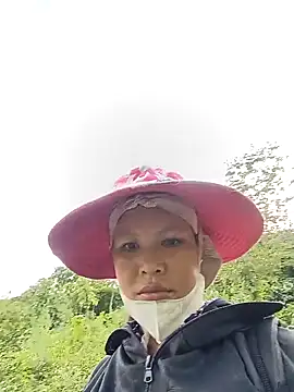 callistra online show from October 9, 8:23 am