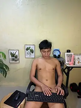 Snapshot of Jan_Waynexx chatting on April 29, 11:25 am Jan Waynexx online show from April 29, 11:25 am