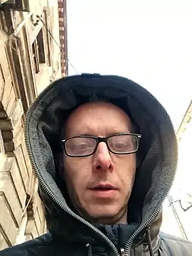 szajbusek41 online show from January 18, 9:35 am