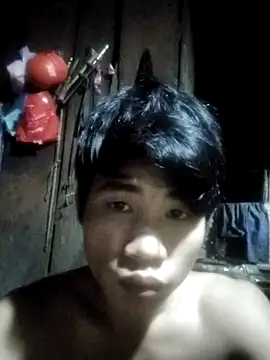 Snapshot of Nhyy_xx chatting on October 10, 11:20 am Nhyy xx online show from October 10, 11:20 am
