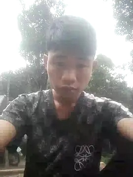 Snapshot of Nhyy_xx chatting on October 17, 5:10 am Nhyy xx online show from October 17, 5:10 am