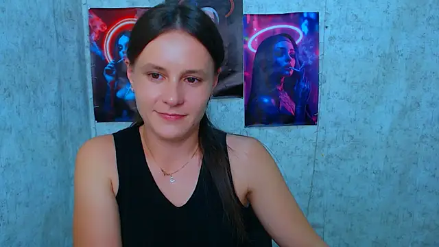 Snapshot of EvelinaMiss_ chatting on October 2, 1:07 pm EvelinaMiss  online show from October 2, 1:07 pm
