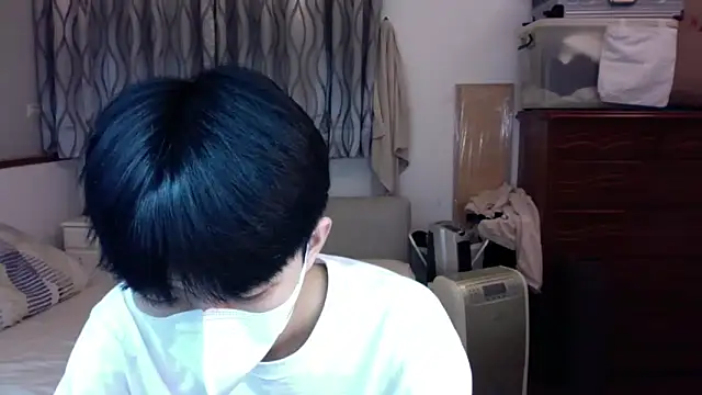 Snapshot of kai101010 chatting on November 2, 3:03 pm kai101010 online show from November 2, 3:03 pm