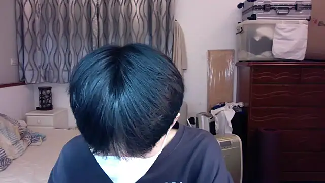 Snapshot of kai101010 chatting on November 3, 3:24 pm kai101010 online show from November 3, 3:24 pm