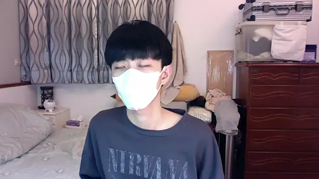 Snapshot of kai101010 chatting on December 20, 2:13 pm kai101010 online show from December 20, 2:13 pm