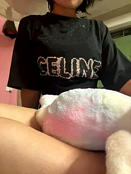 MIN088888 online show from September 24, 5:38 pm
