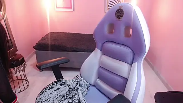 Bunny poison online show from September 24, 8:23 pm