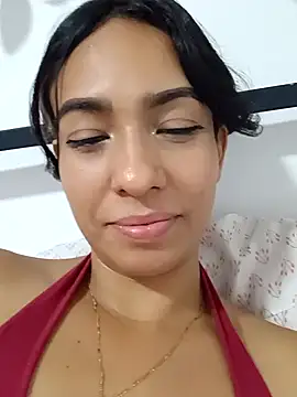 Snapshot of RouseWhitte chatting on November 30, 4:22 pm RouseWhitte online show from November 30, 4:22 pm