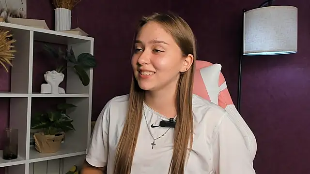 AnastaciaDeats online show from September 22, 1:35 pm