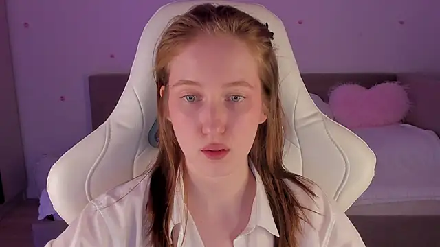 CrystalSoul  online show from November 10, 9:14 pm