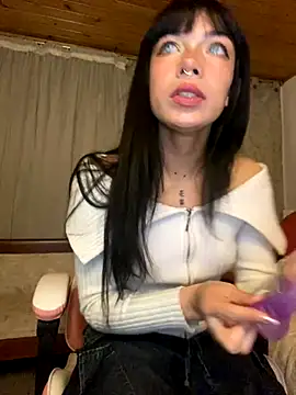 Snapshot of ninacaat chatting on September 25, 12:14 am ninacaat online show from September 25, 12:14 am