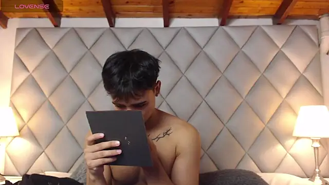 Clement Reyes online show from September 22, 12:18 pm