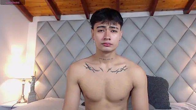 Clement Reyes online show from October 21, 12:50 pm