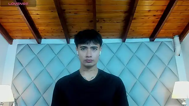 Clement Reyes online show from November 28, 12:30 pm