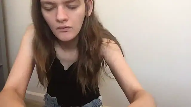 Snapshot of gumbiekitty chatting on October 27, 4:44 pm gumbiekitty online show from October 27, 4:44 pm