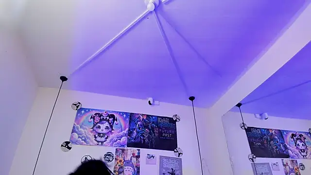 SabrinaV  online show from July 11, 11:24 am